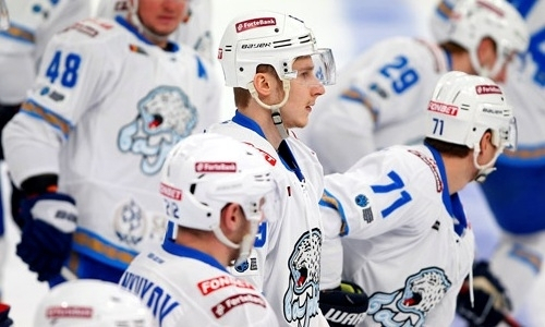 «Барыс» представил информацию о сломавшем одноклубнику челюсть хоккеисте сборной Казахстана