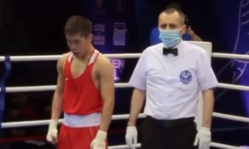 Судейским скандалом завершился бой казахстанского боксера против россиянина