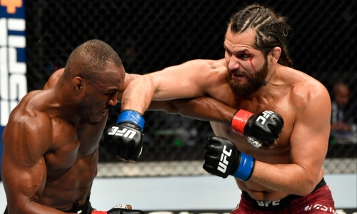 Прямая трансляция турнира UFC 261 с титульным боем Усман — Масвидаль 2