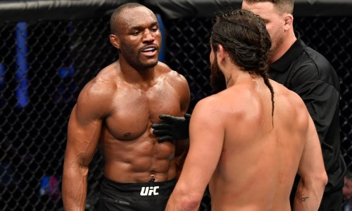 Усман брутально нокаутировал Масвидаля в реванше и в четвертый раз защитил титул чемпиона UFC