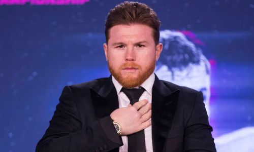 «Канело» пытается вернуть доверие фанатов без боя с Головкиным