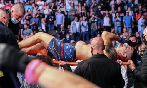 Бывший чемпион UFC перенёс операцию после жуткой травмы на 17-й секунде боя. Фото