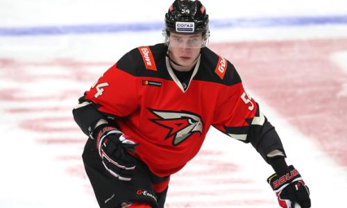 Принципиальный соперник «Барыса» в КХЛ продлил контракты с тремя хоккеистами