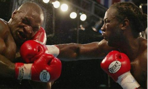 54-летний Тайсон снова выйдет на ринг и попытается взять реванш у Льюиса. Известна дата боя