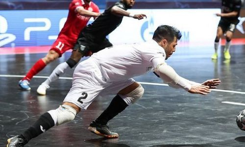 «Извини, Казахстан». Игита сделал заявление после удаления в Лиге Чемпионов