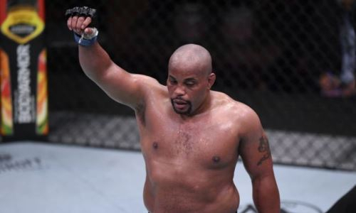 Даниэль Кормье назвал имя нового лидера рейтинга P4P в UFC