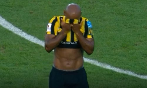 Вагнер Лав удален на 25-й минуте матча против «Ордабасы». Видео