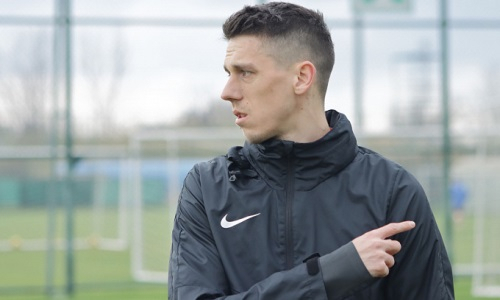 «Мы с самым скромным бюджетом». Легионер «Кызыл-Жара СК» после травмы озвучил цели на сезон и матч с «Кайратом»