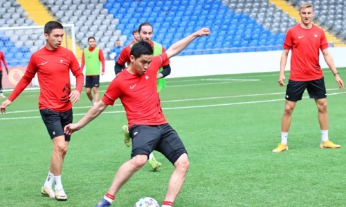 «Кызыл-Жар СК» показал фоторепортаж с предматчевой тренировки в Нур-Султане