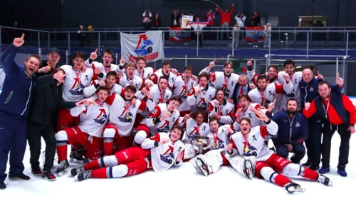 Экс-форвард сборной Казахстана и воспитанник Усть-Каменогорска стали чемпионами НМХЛ