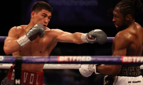 Видео полного боя Дмитрий Бивол — Крэйг Ричардс за титул чемпиона мира WBA