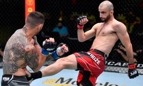 Убойный нокаут грузина в со-главном бою турнира UFC породил новый мем. Видео