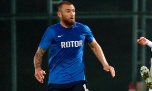 «Казах Щеткин вовремя ногу подставил». В России объяснили трудовую победу «Ротора» в матче РПЛ