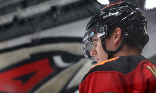 Форвард принципиального соперника «Барыса» вернется в клуб НХЛ