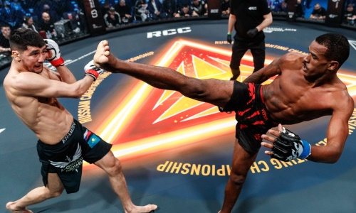 Видео полного боя Хамзин — Маркес с победой казахского бойца в яркой рубке на турнире ММА