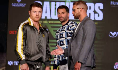 Сауль «Канело» Альварес — Билли Джо Сондерс: за кого болеют казахстанские профи, и кто на кого подписан в Instagram