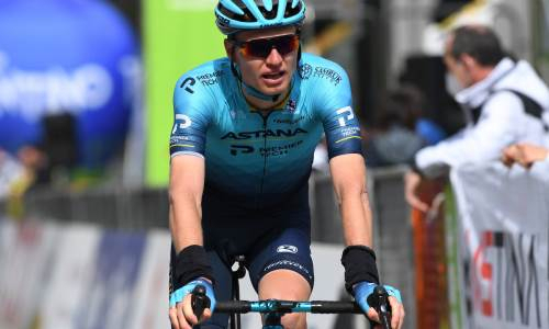 Гонщик «Астаны» остановился в шаге от десятки лучших первого этапа «Джиро д’Италия»