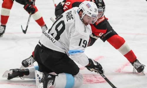 Принципиальный соперник «Барыса» в КХЛ подписал канадца. Он не будет считаться легионером