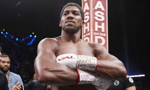 «Я уже устал». Джошуа обратился к Фьюри с требованием