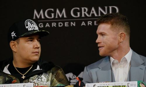 «Выглядел раздраженным». Требование тренера «Канело» к Головкину подверглось критике в США