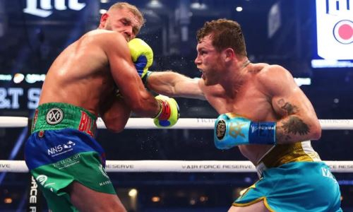 «Существует неправильное мнение». Угловой Сондерса раскрыл правду об отказе продолжить бой с «Канело»