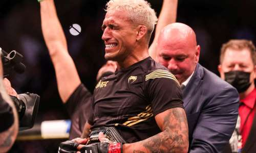 Оливейра установил новый рекорд UFC после победы в бою за оставленный Хабибом титул