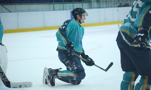Соперник «Барыса» по Востоку КХЛ объявил о подписании защитника с опытом игры в Казахстане