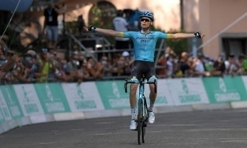 Власов сохранил место в тройке лидеров генеральной квалификации после десятого этапа «Джиро д’Италия»
