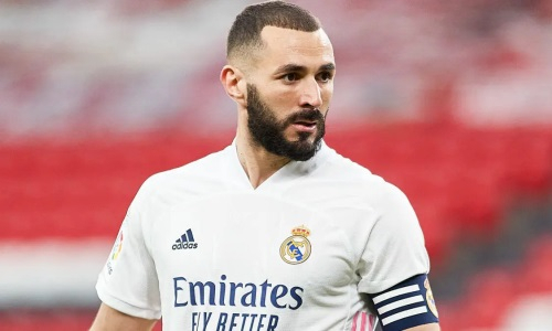 Бензема может вернуться в сборную Франции и сыграть против Казахстана