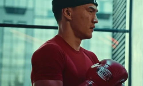 Нурлан Сабуров рассказал о занятиях боксом и своем самом большом страхе в ринге. Видео