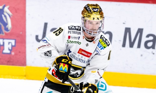 «Неприятная потеря». Переход результативного канадского нападающего в «Барыс» вызвал сожаление в Финляндии