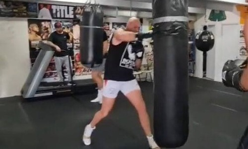 Появилось видео совместной тренировки казахстанского супертяжа и Тайсона Фьюри