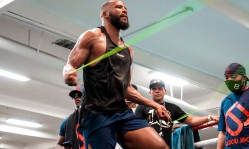 «Он замечательный». Экс-чемпион мира в восторге от тренера Головкина перед большим реваншем