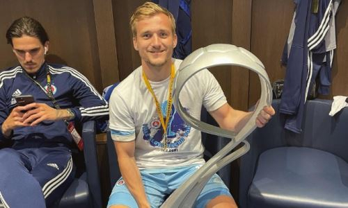 Уроженец Казахстана выиграл второй трофей за сезон в зарубежном клубе. Видео
