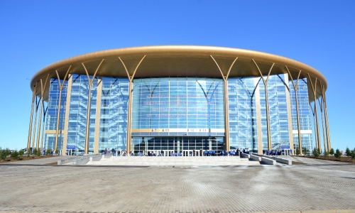 За «Барыс Ареной» начался пожар. Известна причина и появилось видео