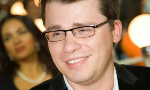 Гарик Харламов назвал Хабиба «бревном» и сразу же опомнился