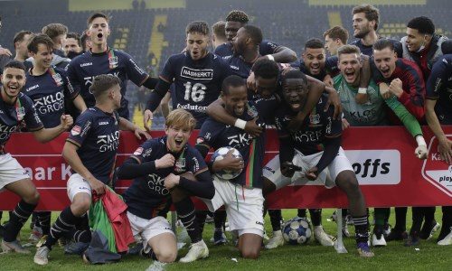 Принадлежащий «Астане» футболист со своим клубом пробился в высший дивизион Нидерландов. Видео