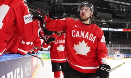 Сборная Канады перед Казахстаном одержала первую победу на чемпионате мира-2021