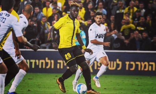 Клуб КПЛ решил судьбу травмированного нигирийского хавбека с опытом игры в Европе