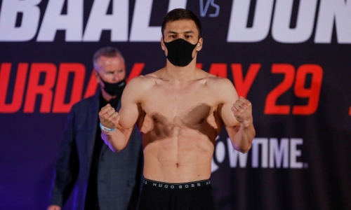 Джукембаев прошел взвешивание и провел финальную дуэль взглядов перед дебютным боем в США. Фото