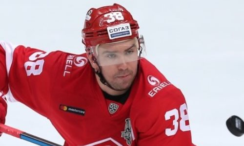 Соперник «Барыса» по конференции КХЛ усилился экс-игроком «Авангарда» и ЦСКА