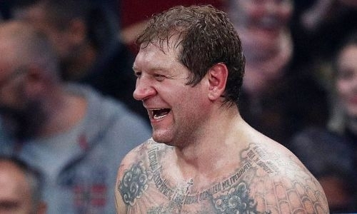 «Надерёт задницу». Емельяненко сделал прогноз на бой Джошуа — Усик