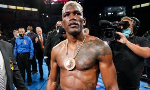 «Я побил этого парня, как и обещал». Победивший Джукембаева нокаутер готов к бою за титул чемпиона мира