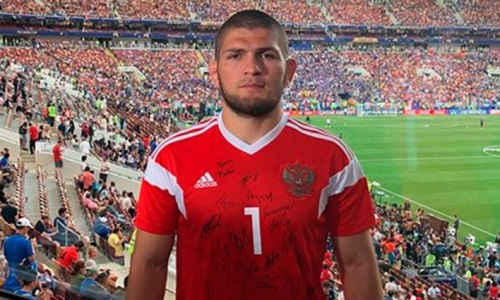 Хабиб показал видео, на котором он забивает гол. Легендарный Роналдо отреагировал