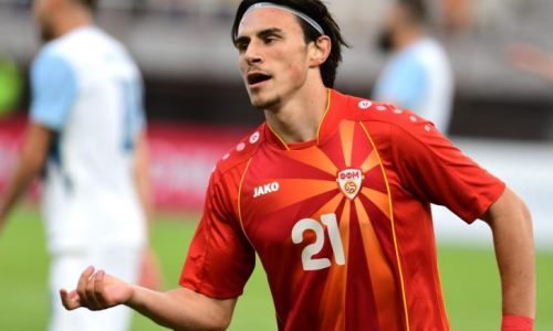 «Просто сводит с ума». Футболист «Наполи» в стиле Марадоны обыграл полсборной Казахстана. Видео