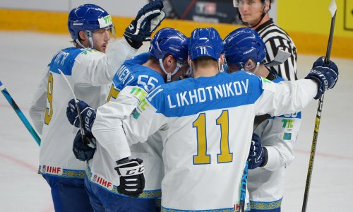 «Непонятно, кто там — звезд не было». Бывший игрок сборной Казахстан не удивлен ее успеху на ЧМ-2021 по хоккею и раскрыл ключевой фактор