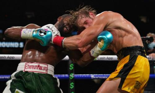 «50-1». Мэйвезеру «присудили» первое поражение в карьере от блогера Логана Пола