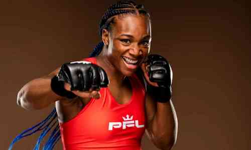 Абсолютная чемпионка мира по боксу ярким нокаутом дебютировала в ММА на турнире с участием Оспанова. Видео