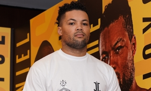 Тренировавшийся вместе с Головкиным боксер узнал возможную дату своего следующего боя