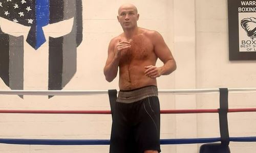 Стопроцентный нокаутер-супертяж из Казахстана опубликовал новое фото из лагеря Тайсона Фьюри